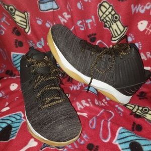 AND1 Knit Basketball Sneaker. Mens Size 7.5. #36159635